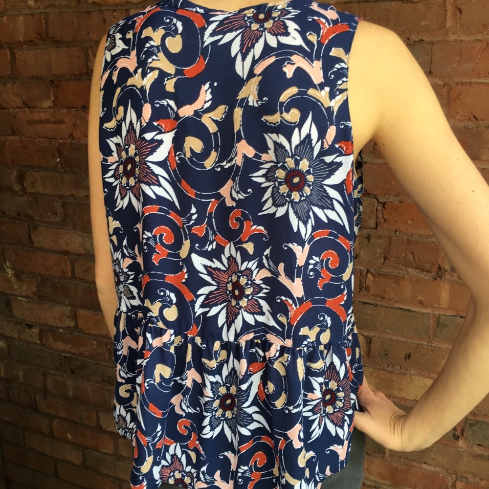 LOFT patterned tank! - Picture 2 of 3